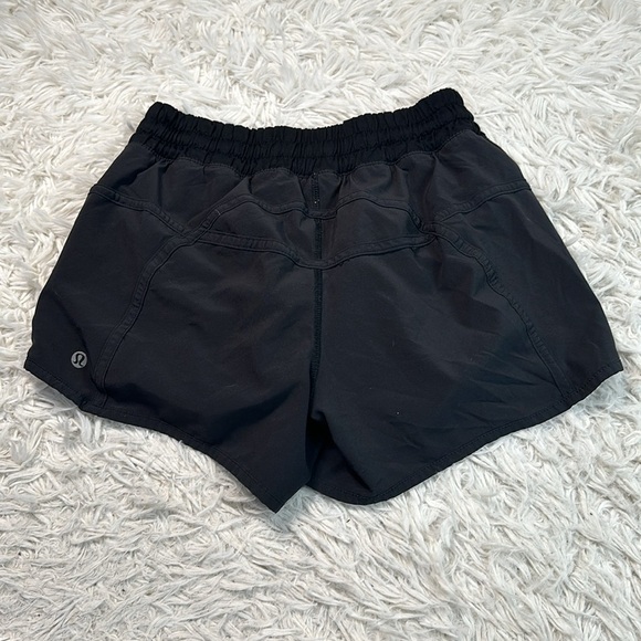 Lululemon Tracker Short III *4-way Stretch Black - Picture 3 of 5